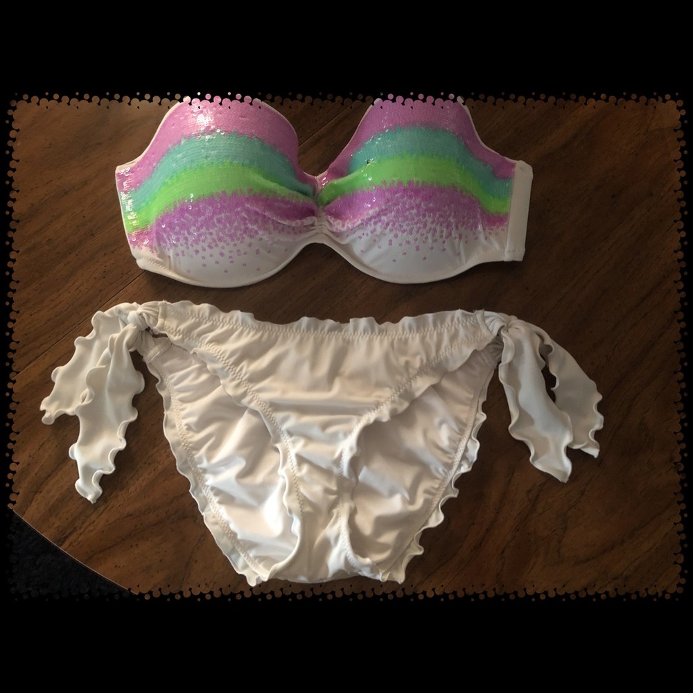 Women’s Victoria Secret Bikini Bottom